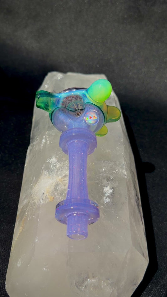 Crushed Opal Maria Pipe